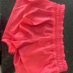 Lululemon hot pink size 6 shorts